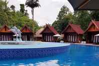 Swimming Pool Korpak Villa & Resort Raja Ampat