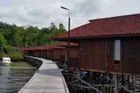 Bangunan Korpak Villa & Resort Raja Ampat