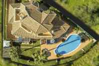 Swimming Pool Villa Oliveira
