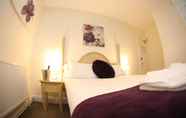 Bedroom 7 Gwydyr Hotel