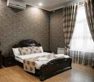 Kamar Tidur 2 Shahlo Hotel