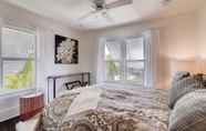 Kamar Tidur 6 West Palm Beauty With Private Pool 4 Bedroom Home by Redawning