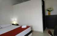 Bedroom 6 A&L Hoteles - Hotel Adelaida