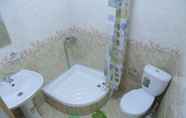 In-room Bathroom 6 Khiva Ibrohim Hotel