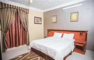 Kamar Tidur 4 Qasr Al Mosaidya Furnished Units