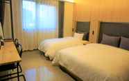 Kamar Tidur 3 Yeoubi Hotel