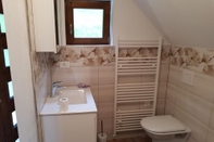 In-room Bathroom Relaxing Cottage Donacka Gora