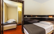 Bedroom 5 Hotel Bellevue