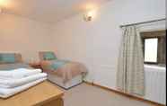 Bedroom 4 Greave Farmhouse 3-bed Cottage in Todmorden