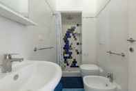 In-room Bathroom Villa Blu Cobalto
