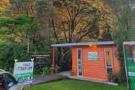 Exterior Punakaiki Beach Camp