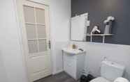 Toilet Kamar 7 Hotel Le Lys