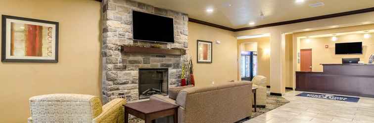 Lobby Cobblestone Inn & Suites - Brookville