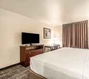 Kamar Tidur 5 Cobblestone Hotel & Suites - Cozad