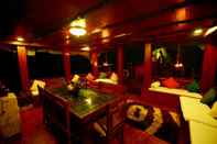 Ruang untuk Umum Best Kerala Houseboat