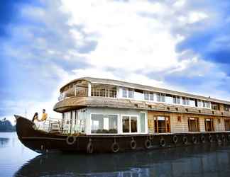 Exterior 2 Best Kerala Houseboat