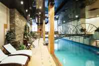 Swimming Pool Hotel Anel