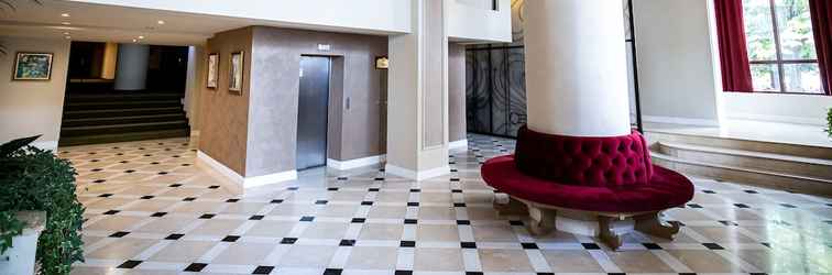 Lobby Grand Hotel Traian