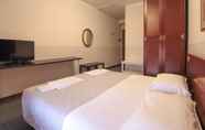 Kamar Tidur 6 Hotel Rose & Crown