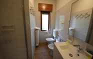 In-room Bathroom 3 Villa Borgo Duino