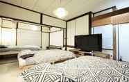 Bilik Tidur 3 Sapporo Dome Front House