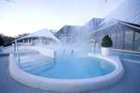 Swimming Pool Hotel Limburgia