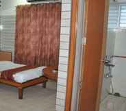 Bedroom 4 Hotel Mahabir Galaxy