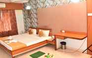 Bedroom 2 Hotel Mahabir Galaxy