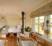 Bedroom 7 Craigduckie Shepherds Huts