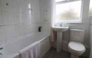 Toilet Kamar 5 Somers House