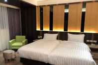 Bedroom Lantan Moonlight Hotel