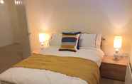 Kamar Tidur 6 Modern 2 Bed Apartment in Southampton