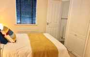 Kamar Tidur 5 Modern 2 Bed Apartment in Southampton