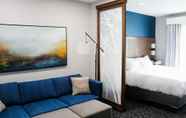 Bedroom 6 Comfort Suites Greenville Airport