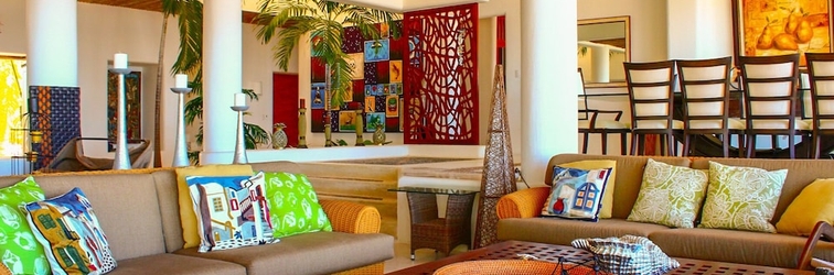 Lobby Maax Cay Luxury Ocean Front Villa