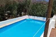 Swimming Pool Cortijos Manzano