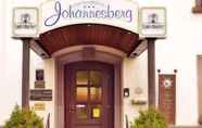 Luar Bangunan 2 Posthotel Restaurant Johannesberg