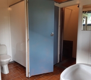 ห้องน้ำภายในห้อง 4 Eidsdal Camping og Feriehus