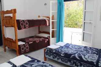 Bedroom 4 The Purple Pig Stars Camping & Bungalows - Hostel