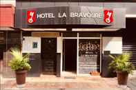 Bên ngoài Hôtel La Bravoure