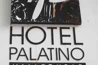 Bên ngoài Hotel Palatino