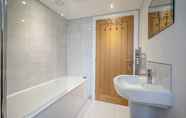 In-room Bathroom 7 St Johns Mews