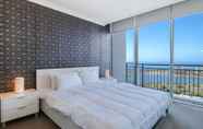 Bedroom 5 Spacious 3 Bedroom Apartment on the 39th Floor With Pool