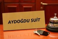 Dewan Majlis Aydogdu Suit