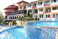 Swimming Pool Park Hotel Troyan