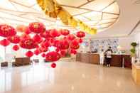 Lobby Chinatown Centra by Favstay