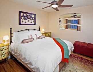 Bedroom 2 Tempe Escape · Prime Location, Sparkling Pool, Bbq, Tennis Court