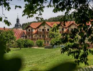 Exterior 2 Landgasthof Zum Hirschen