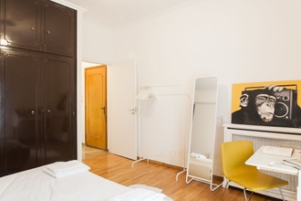 Bilik Tidur 4 Explore Athens with 2 Bedroom Condo