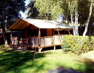 Exterior 2 Camping de Matour